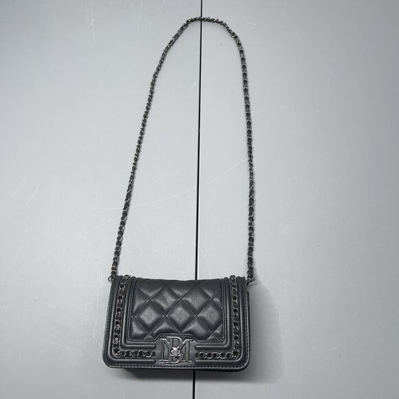 Badgley Mischka Black Chevron Quilted Crossbody Bag Metal Chains Strap Vegan - Picture 1 of 16